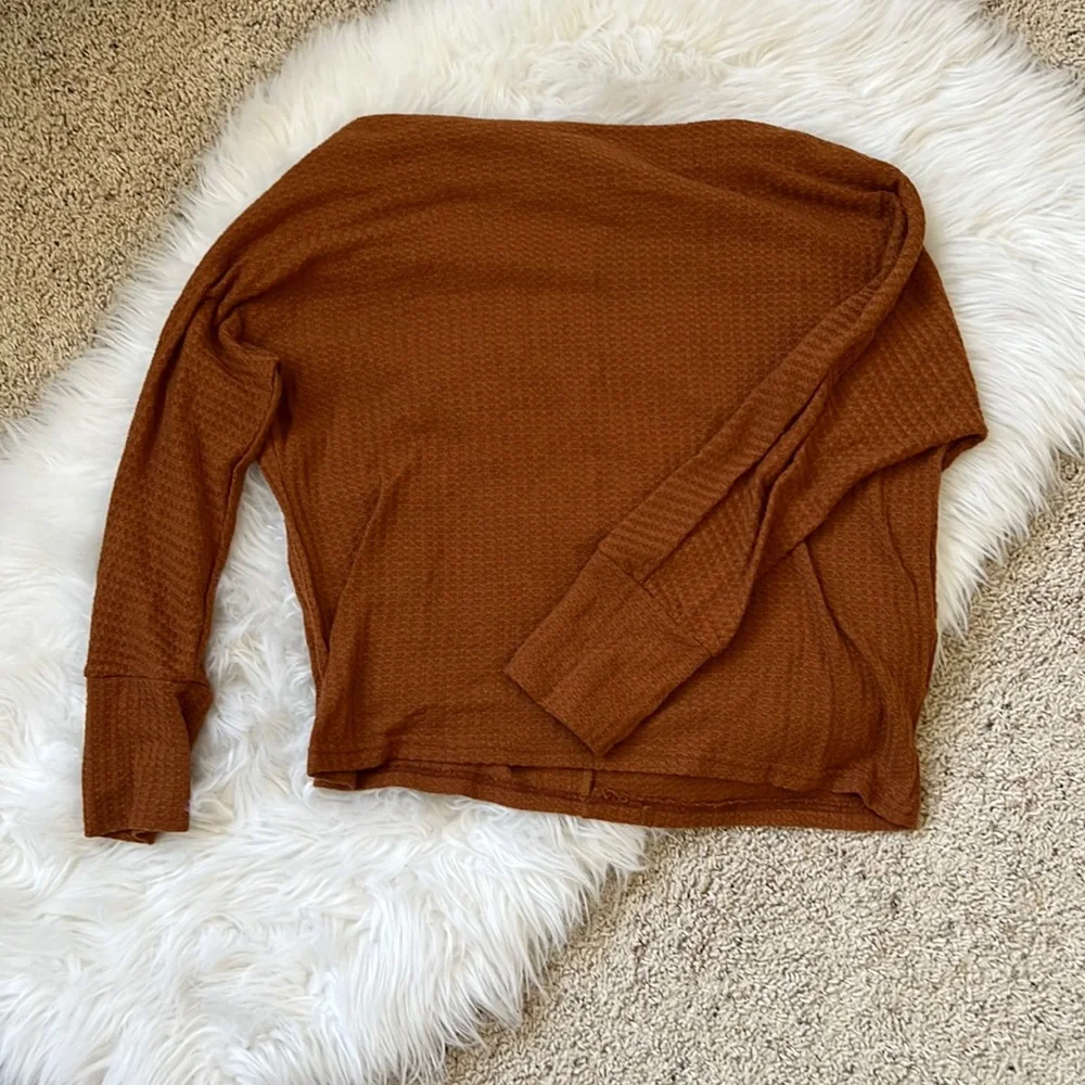 Oblique Shoulder Dolman Sleeve Sweater - Picture 8 of 8